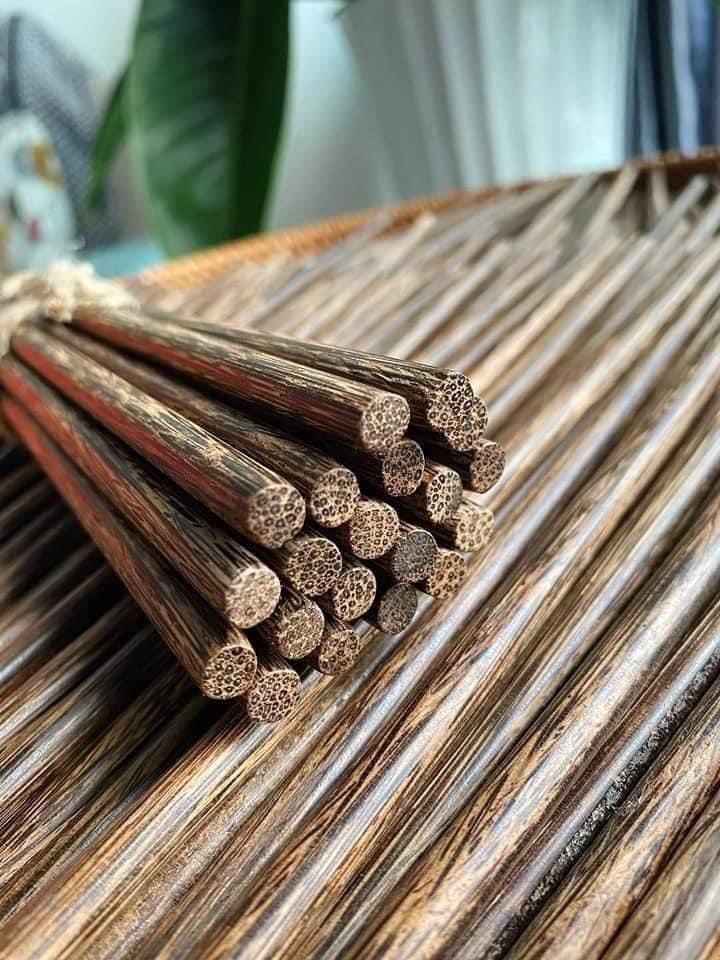 Sét 10 đôi đũa ăn cơm chất liệu cành cây buông