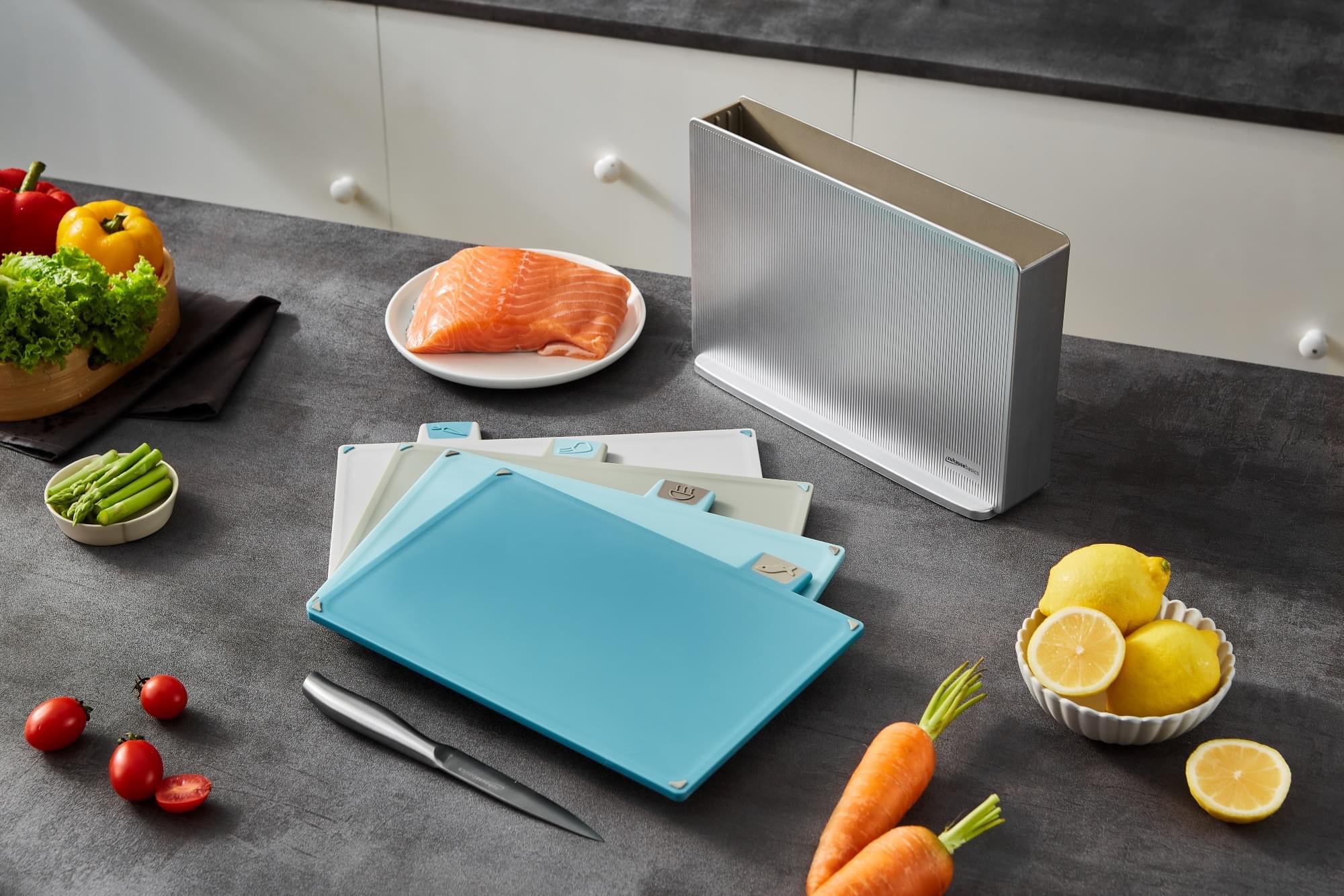 Bộ 4 thớt nhựa Zuhause có hộp đựng