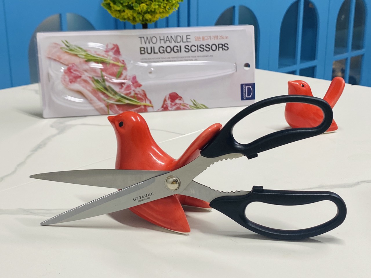 Kéo cắt thịt nướng Lock&Lock F00096 - Màu đen