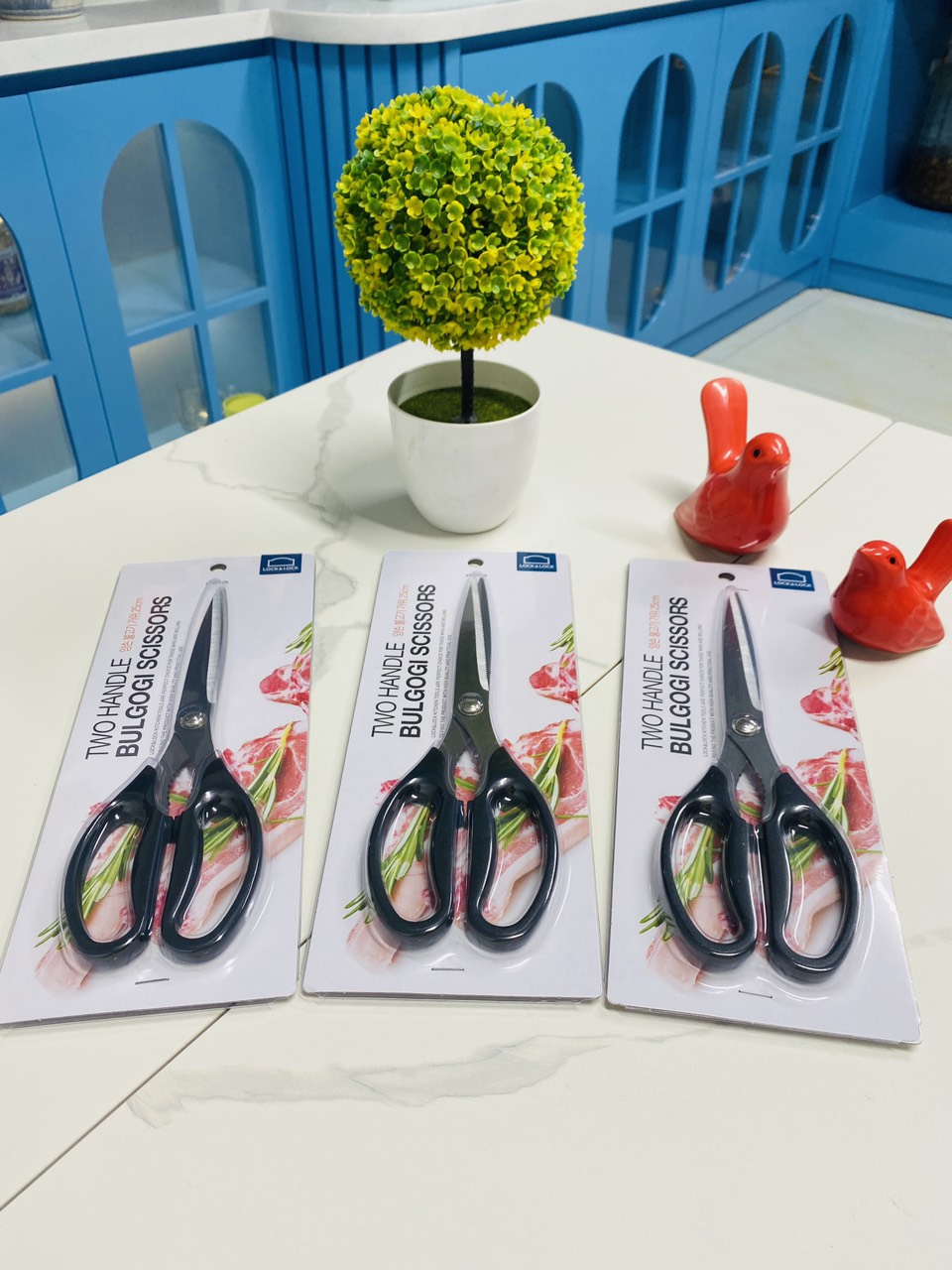 Kéo cắt thịt nướng Lock&Lock F00096 - Màu đen