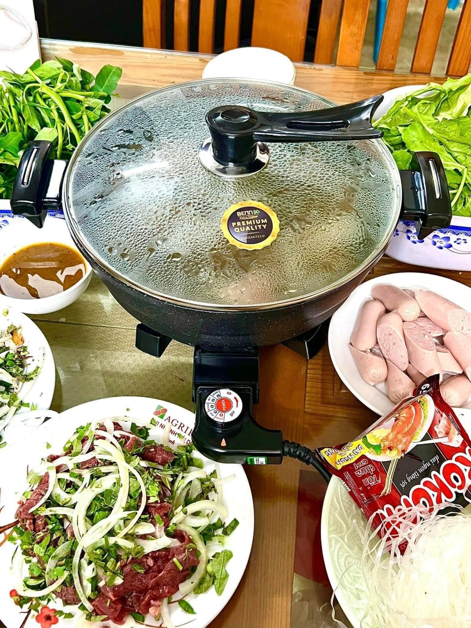 Nồi đa năng Bennix (thân đúc) BN-05EGP dung tích 5L 1700W