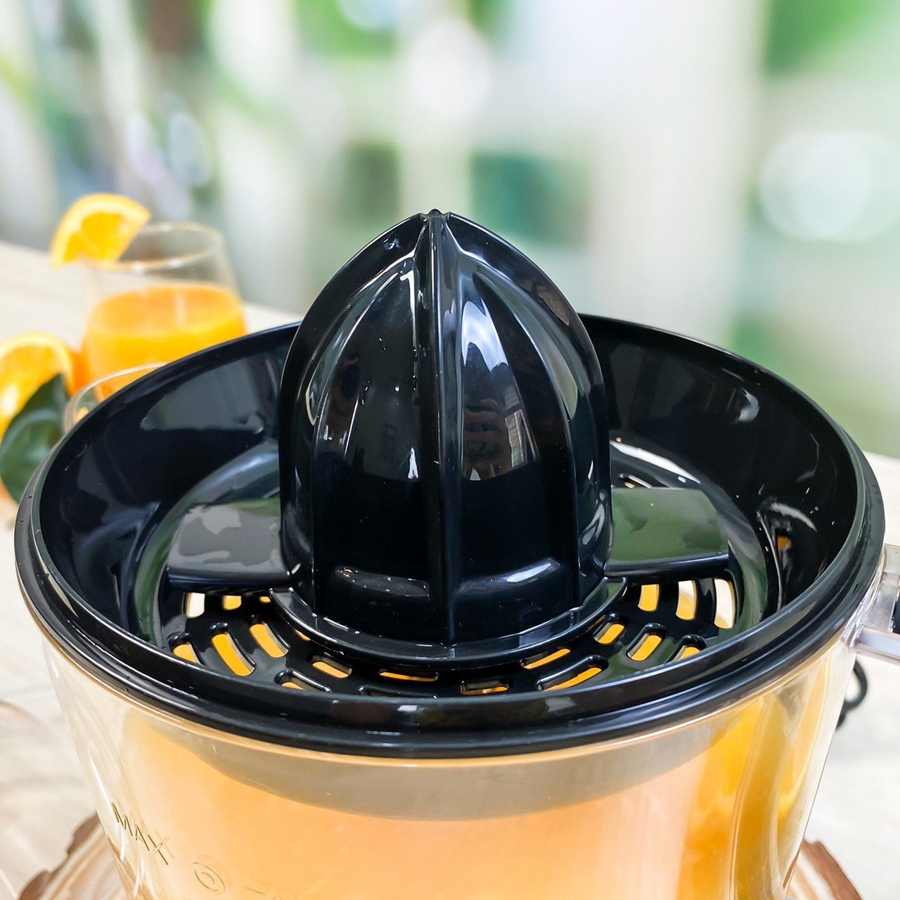 Máy vắt cam DOZZI 0.7L DZE259