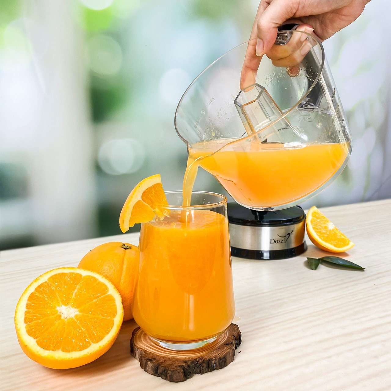 Máy vắt cam DOZZI 0.7L DZE259
