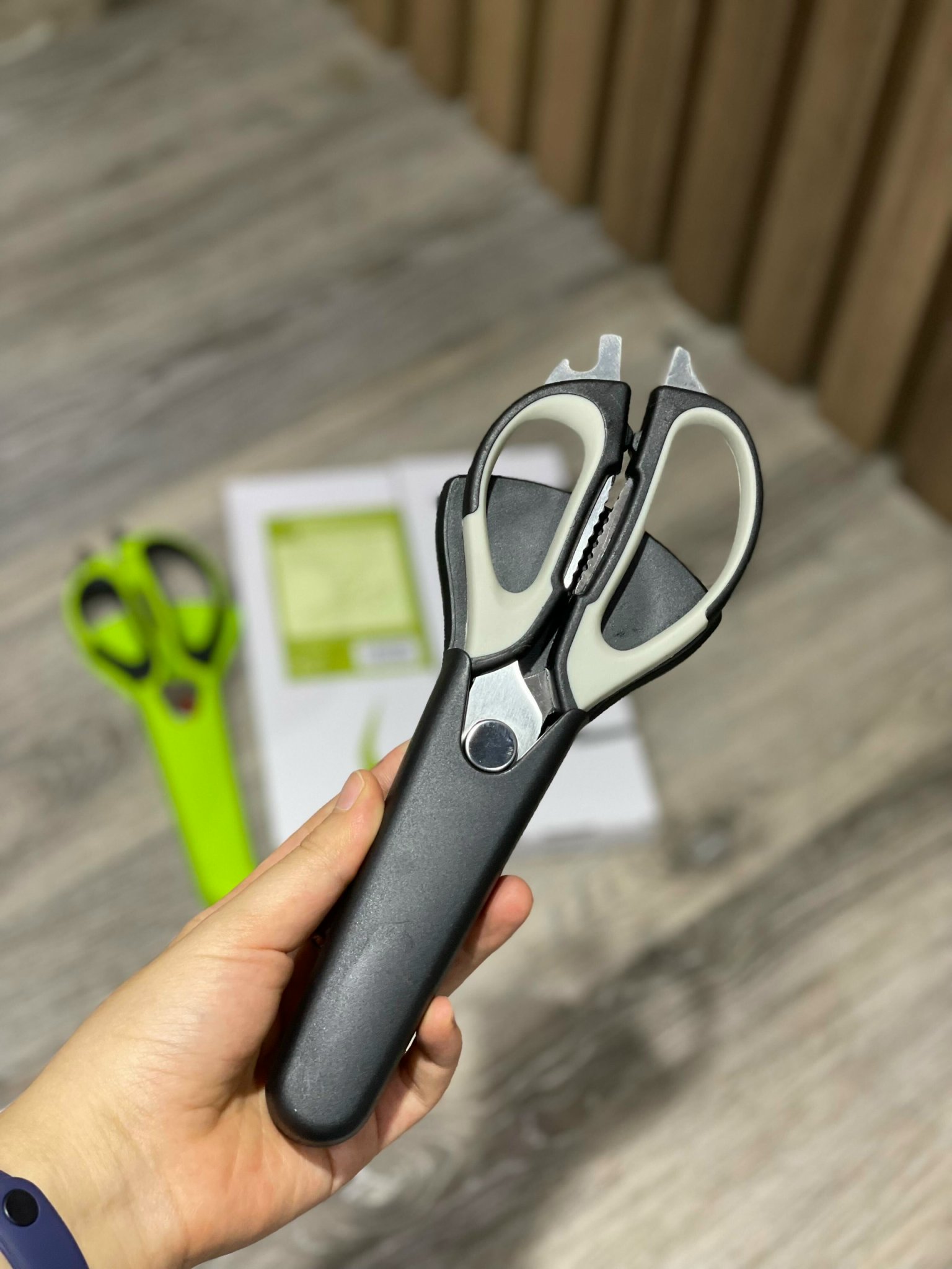 Kéo thực phẩm đa năng 8 in 1 hàng Đức HB58