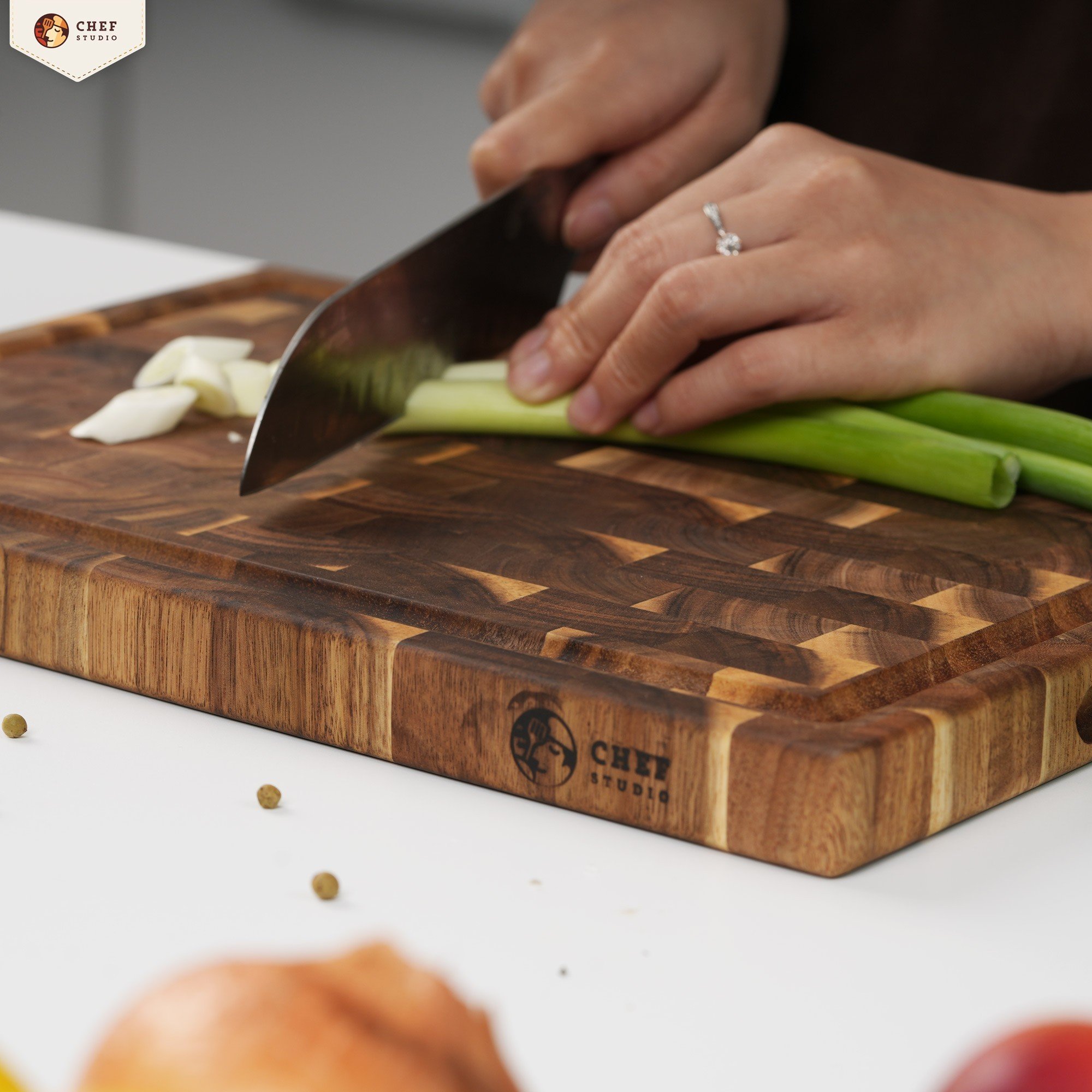 Thớt kẻ ô Chef Studio Kích thước 20 x 30x 2,5cm