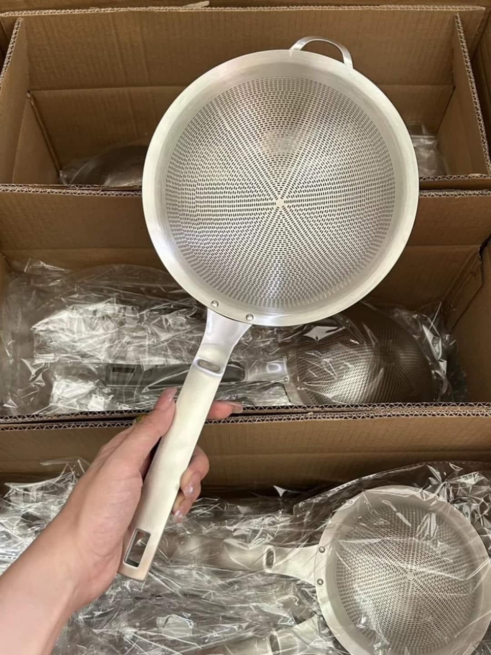 Dụng cụ lọc inox Miệng 16cm Cán dài 33cm