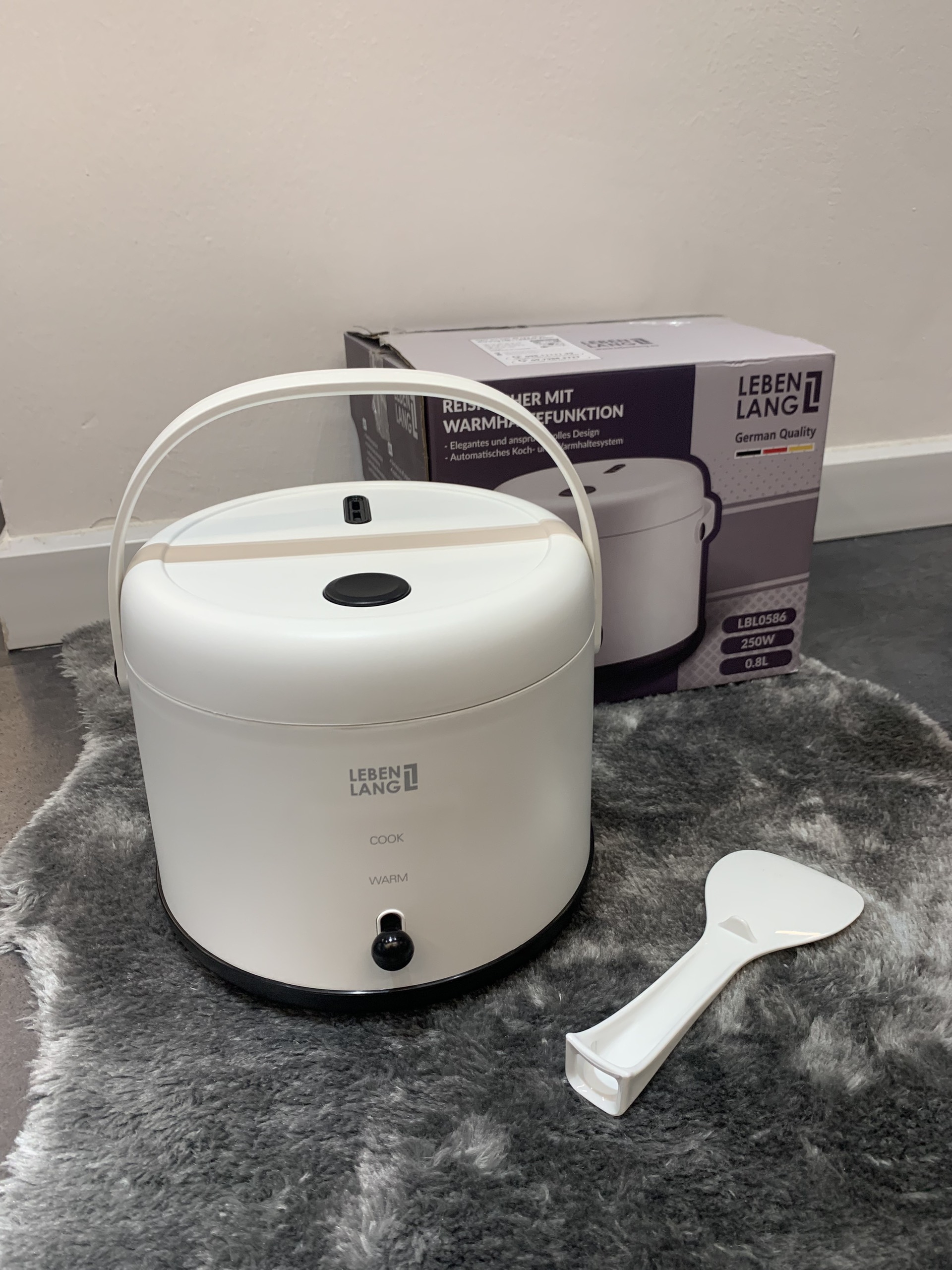 Nồi cơm Lebenlang 0.8L màu trắng