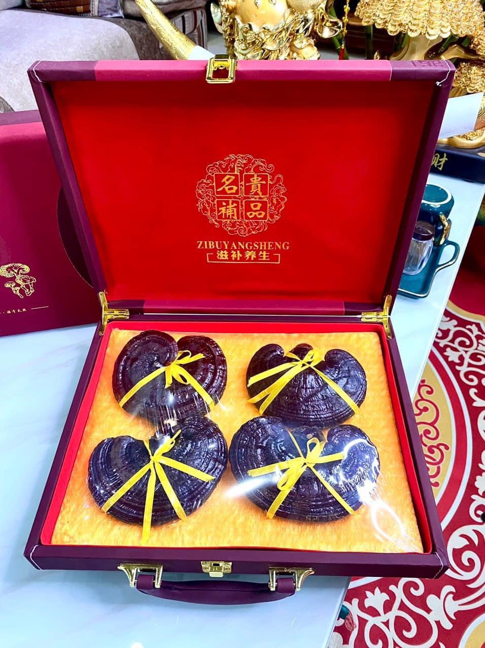 Nấm Linh Chi Núi Trường Bạch tỉnh Cát Lâm - Trung Quốc hộp 4 nấm