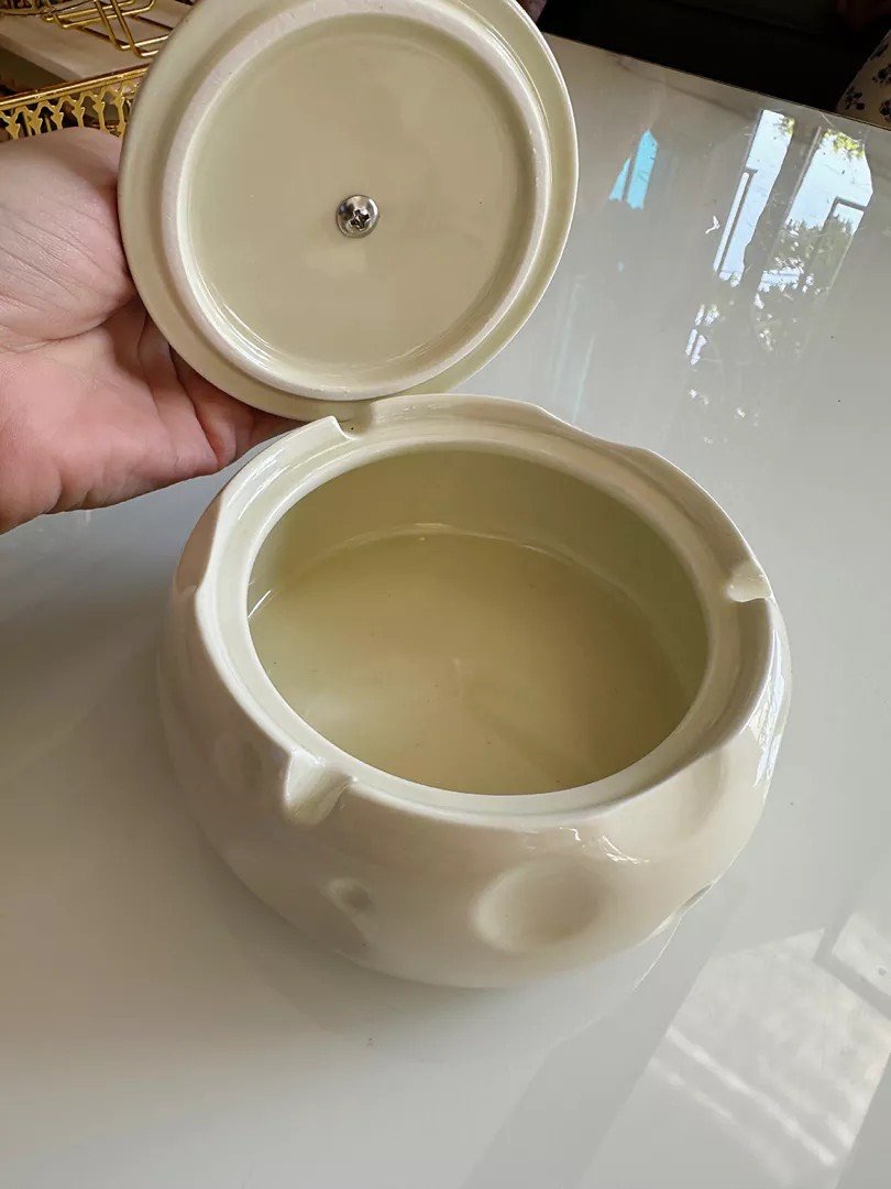 Gạt Tàn Thuốc Lá Bằng Gốm Có Nắp Đính Thỏ