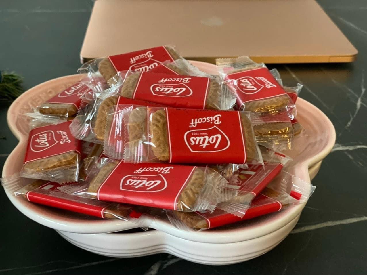 BÁNH QUY LOTUS BISCOFF hộp 300 cái
