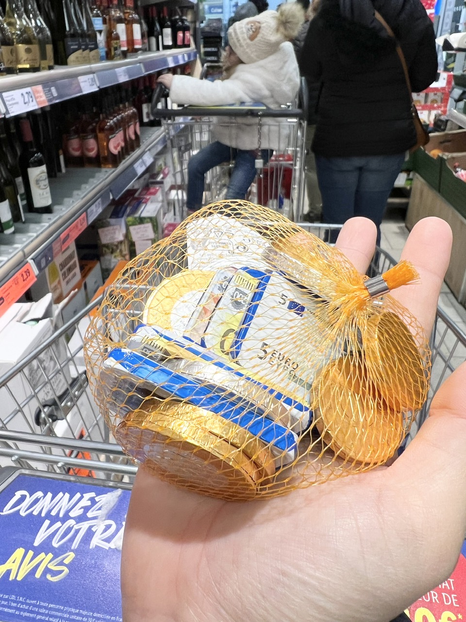 Socola đồng tiền pháp