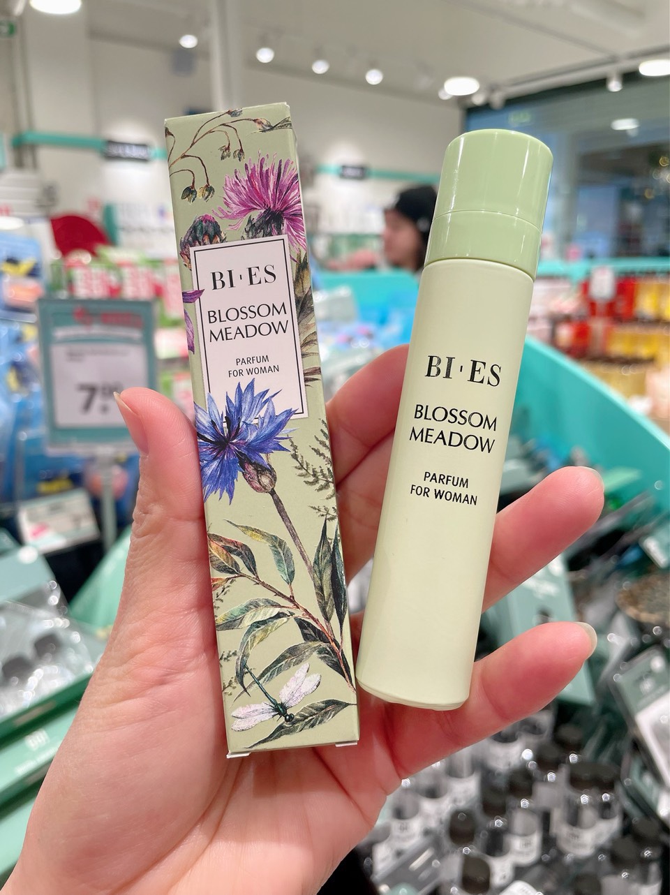 Nước hoa Bies Blomssom Pháp 12ml Meadow màu xanh lá hương gỗ, hổ phách trắng và xạ hươn