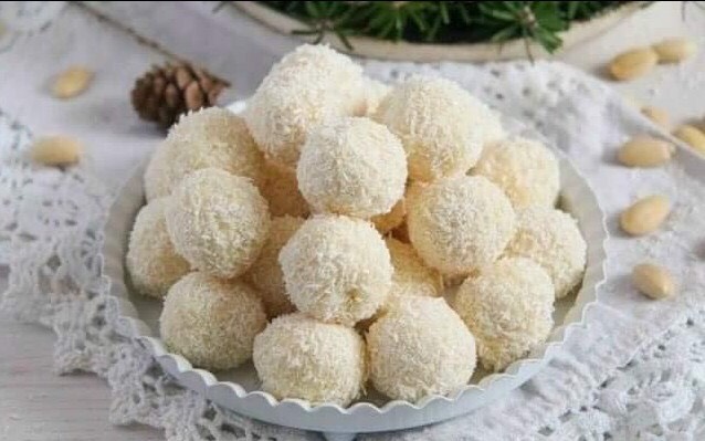 Socola dừa Raffaello hộp nơ 300gr