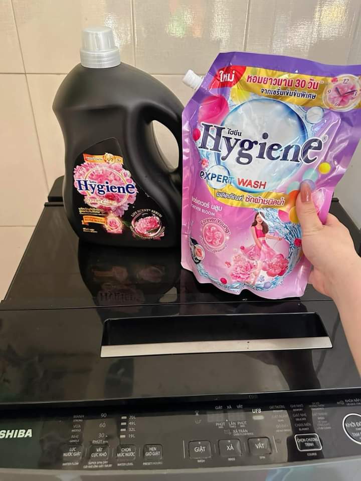 Giặt hygiene hương hoa và kẹo ngọt 1400ml