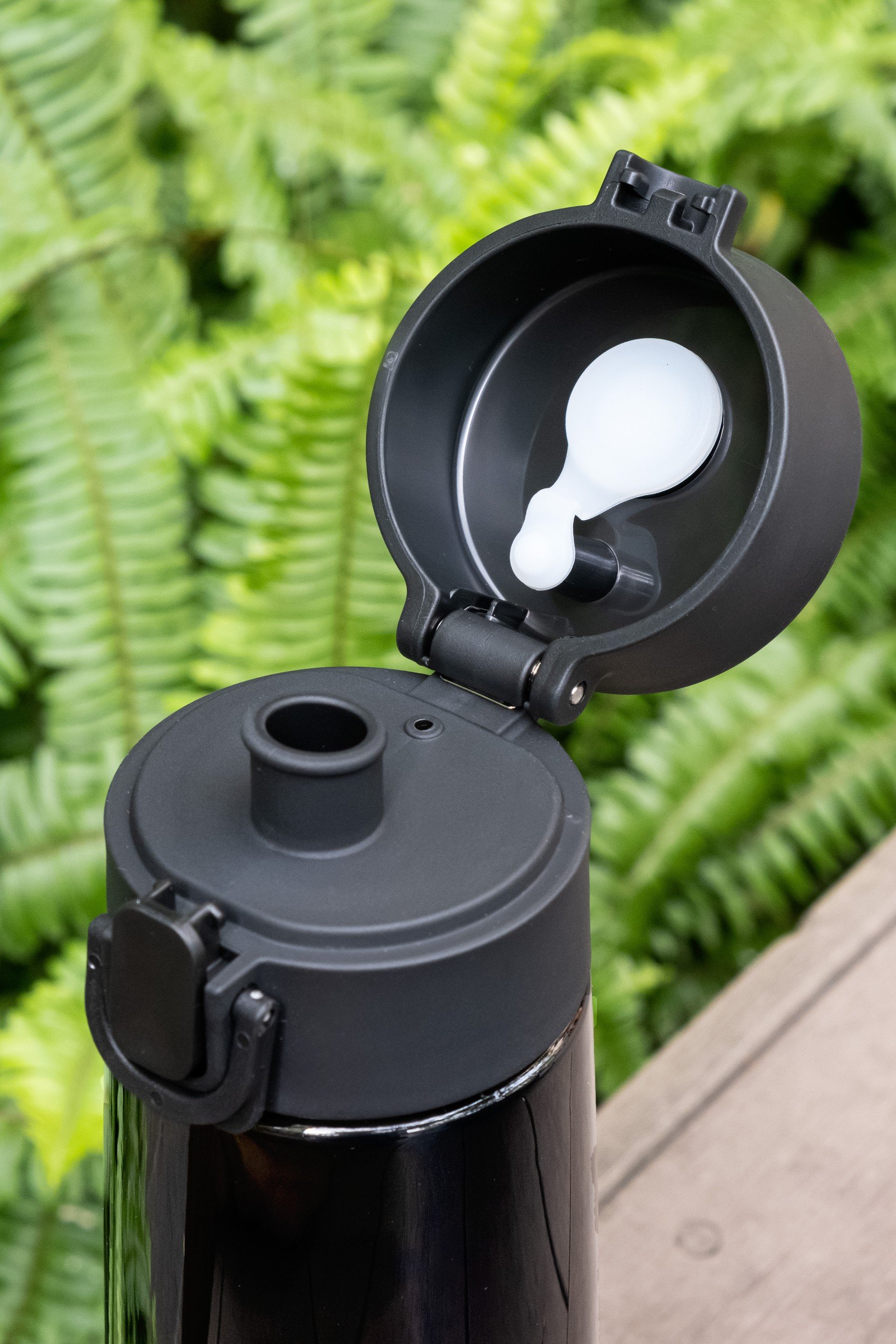 Bình nước Tritan Kaiyo có lọc trà 680ml