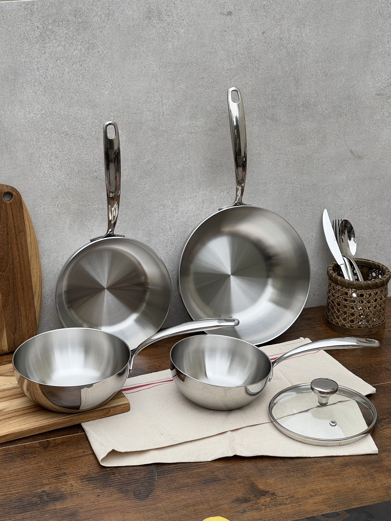Chảo inox đúc nguyên khối sâu lòng Kaiyo Nhật Bản size 16-18-20-24-26