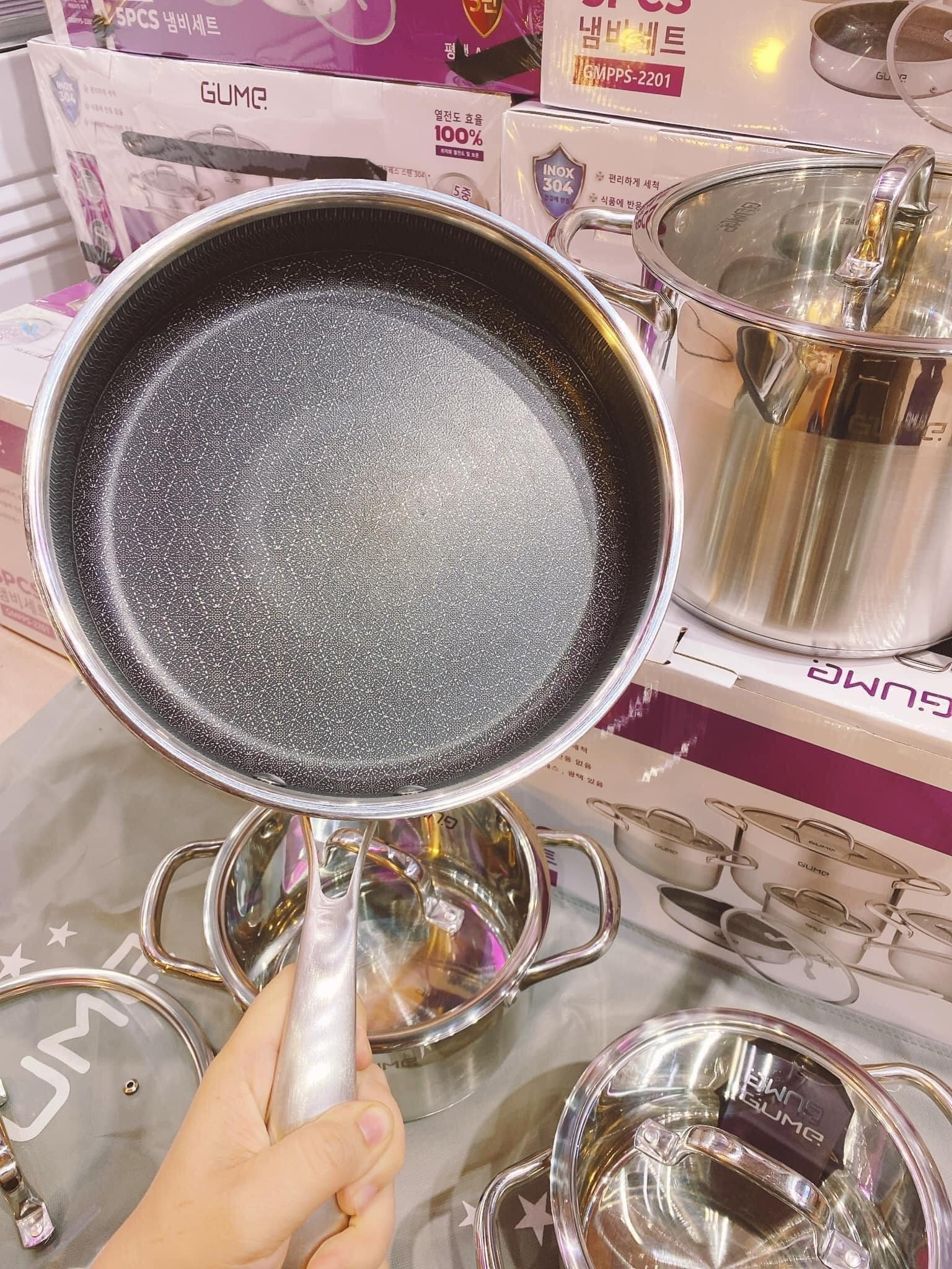 Chảo Gume Hàn Quốc có nắp inox 304 phủ lớp chống dính vật lý 3D cao cấp