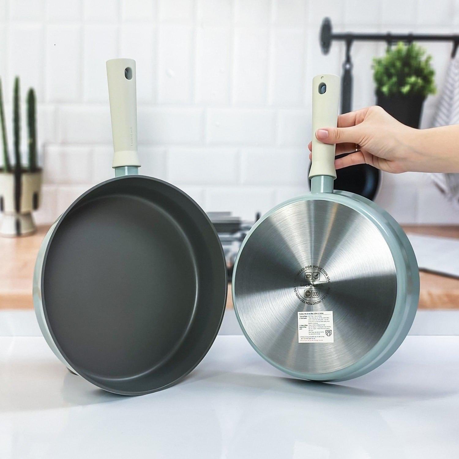 Chảo nông lòng SUIT 22cm 24cm và 26cm LocknLock