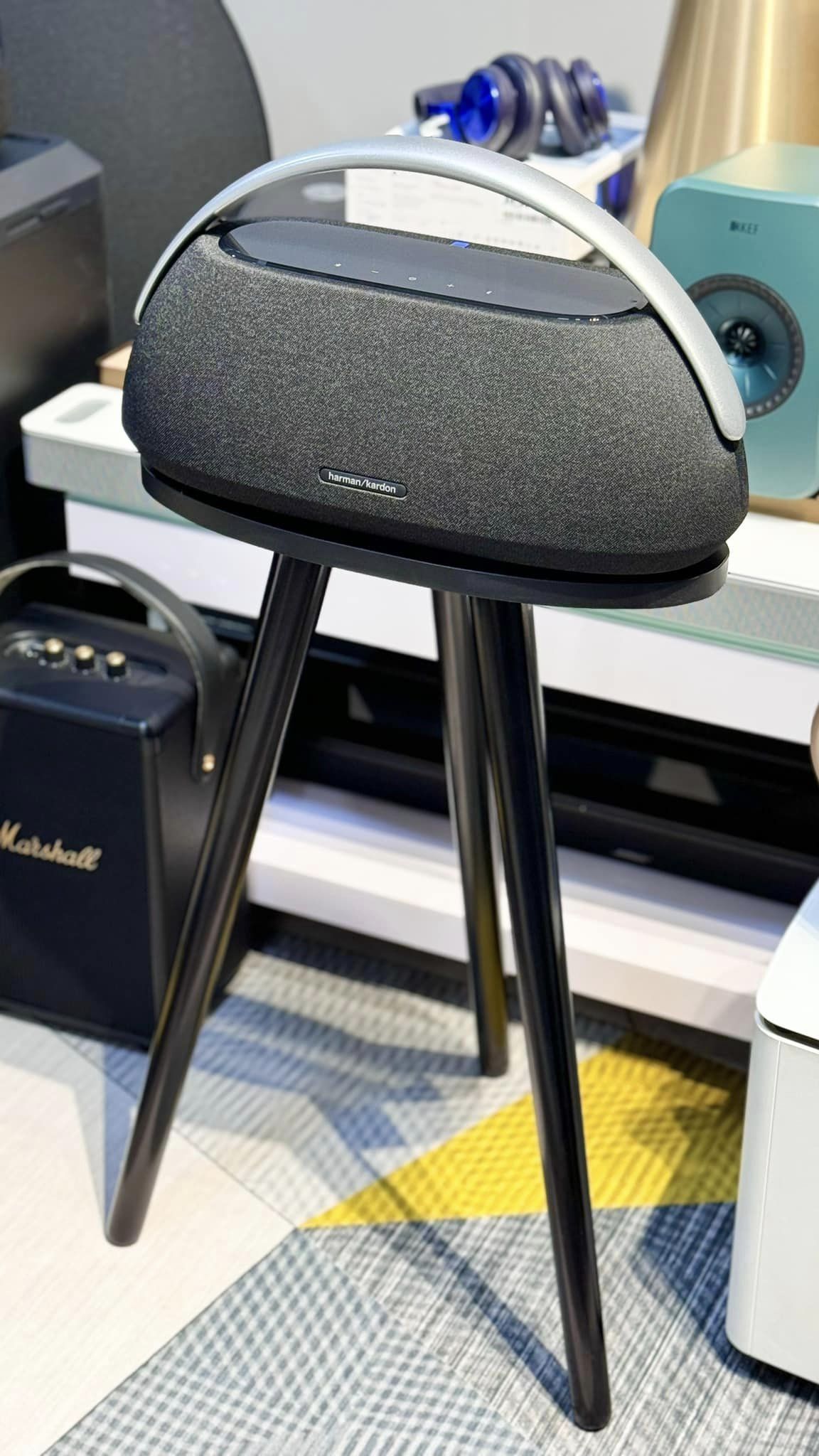Chân Kê Loa Harman Kardon Go Play 3