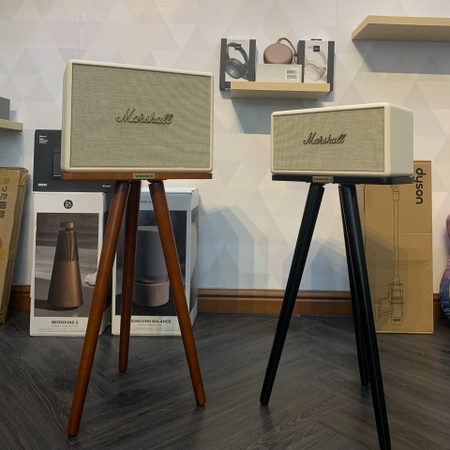 Chân Gỗ Loa Marshall Acton, Stanmore, Woburn