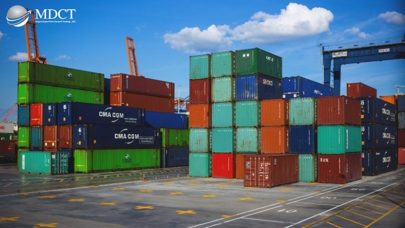 Kích thước container 20 feet​ là bao nhiêu