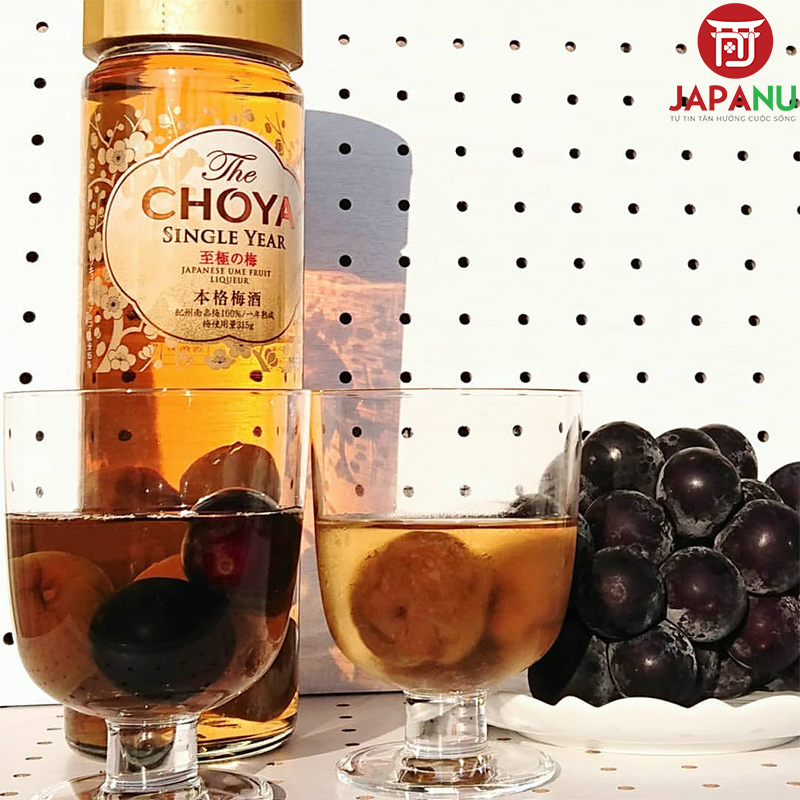 Cách Uống Rượu Mơ Choya Single Year 650ml