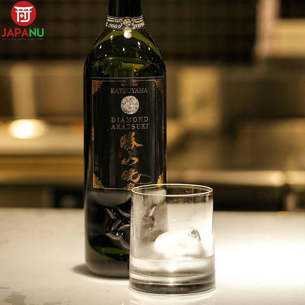 Gợi Ý Cách Uống Sake Katsuyama Diamond Akatsuki Junmai Daiginjo