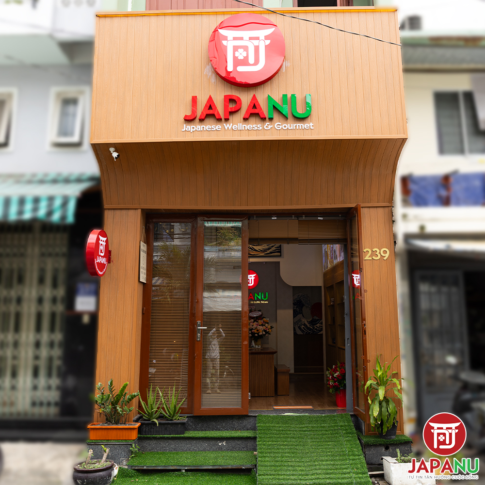 Toàn cảnh cửa hàng Nhật Bản Japanu từ bên ngoài