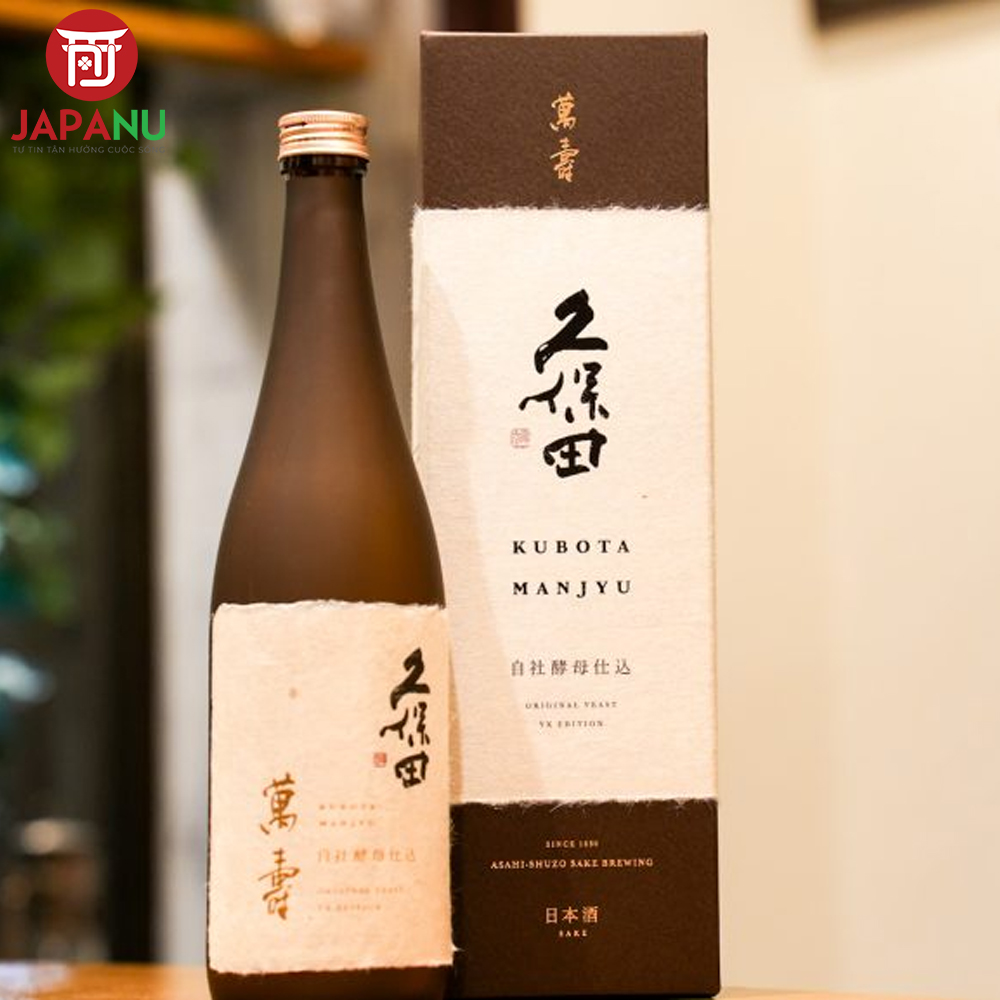 Giới Thiệu Rượu Sake Kubota Manjyu Jishakobo Jikomi 720ml Nhật Bản