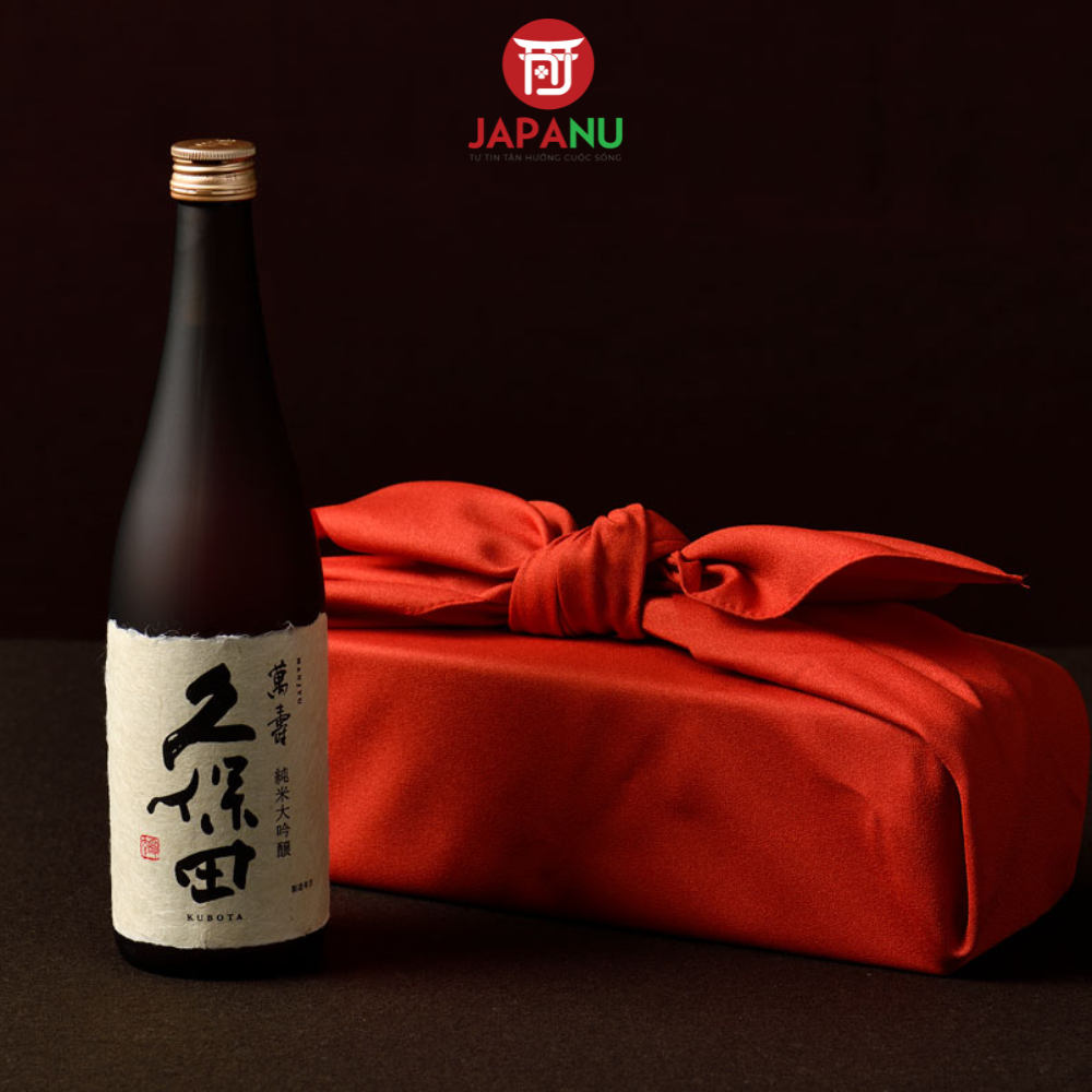Rượu Sake Kubota Manju Junmai Daiginjo lý tưởng làm quà tặng