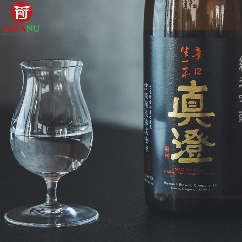 Cách Uống Rượu Sake Masumi Karakuchi Kippon lạnh