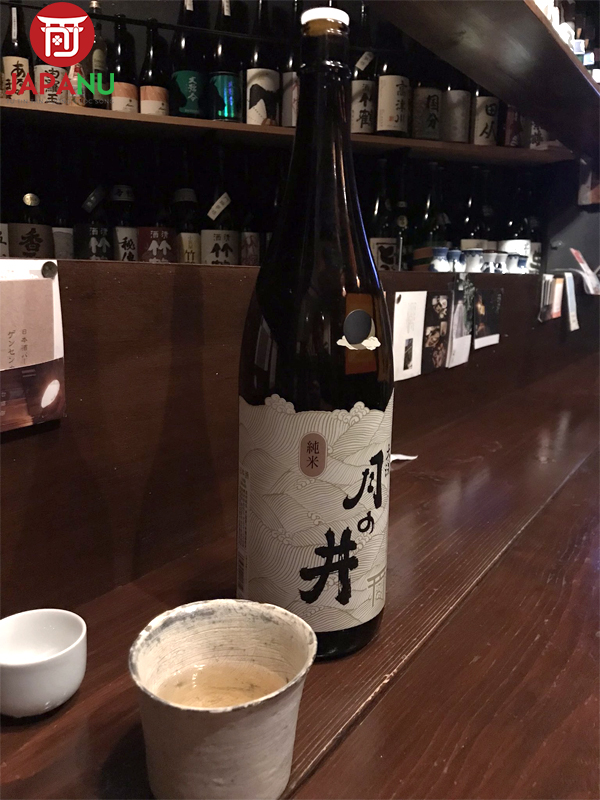 Cách Uống Rượu Sake Tsukinoi Junmai 720ml ở nhiệt độ phòng