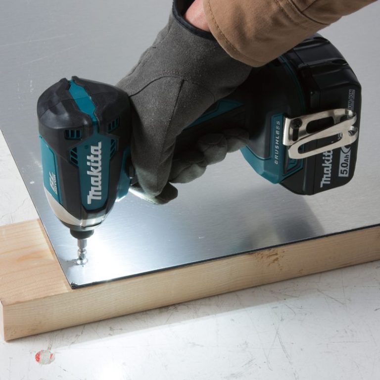 Máy Vặn Vít Dùng Pin 18v Makita DTD153RTE(BL)