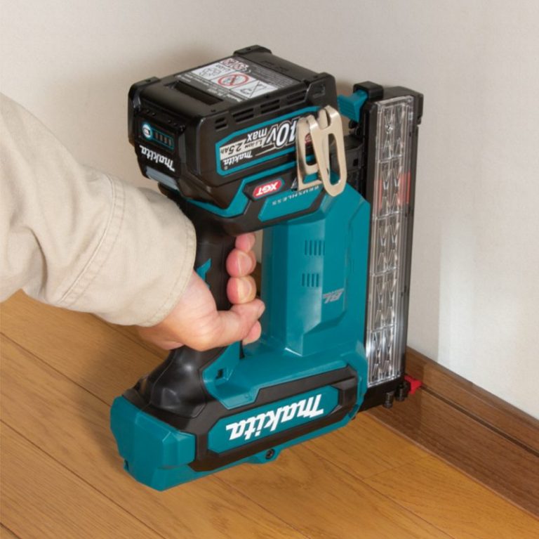 Máy bắn đinh dùng pin 40v Makita FN001GZ02(BL/Thân Máy)
