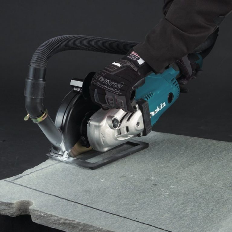 Máy mài góc Makita GA7020R01(180MM/2200W)