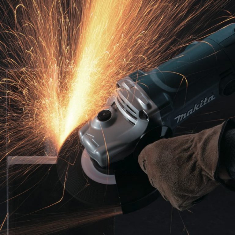 Máy mài góc Makita GA7050(180MM/2000W)