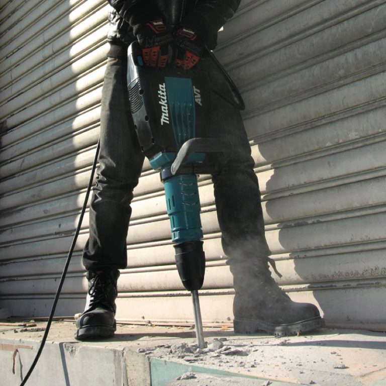 Máy đục bê tông Makita HM1214C(Chuôi gài SDS-MAX)