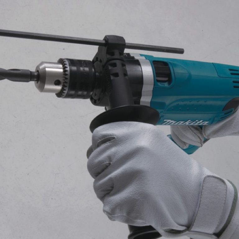 Máy Khoan Búa Makita HP1630(13MM/710W)