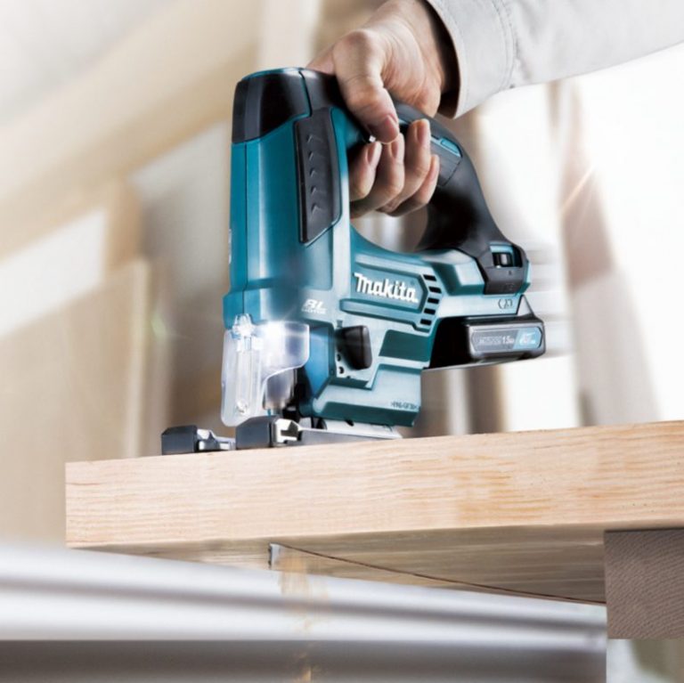 Máy cưa lọng dùng pin 12v Makita JV103DZ(BL/Thân Máy)