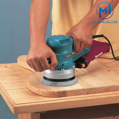 MÁY CHÀ NHÁM QUỸ ĐẠO MAKITA BO6030