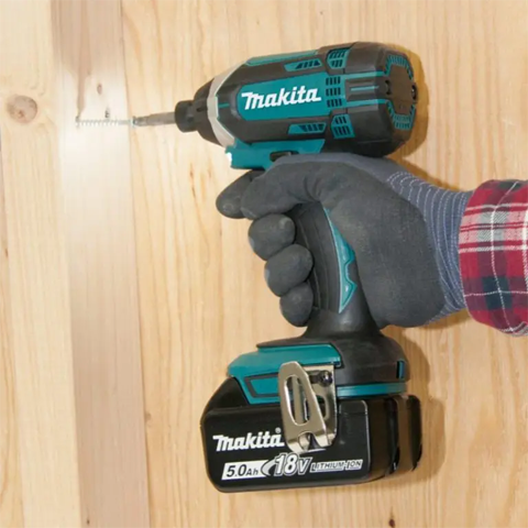 Máy Vặn Vít Dùng Pin 18v Makita DTD152RME