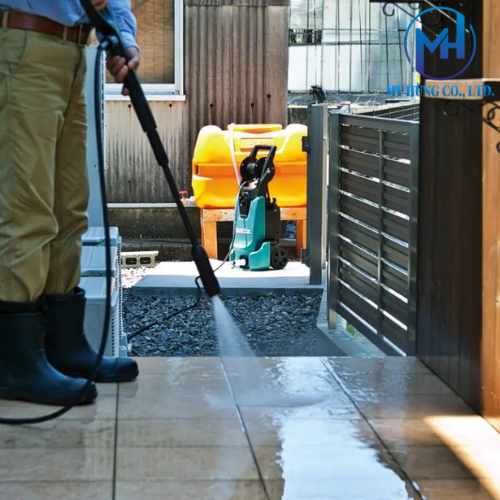 MÁY XỊT RỬA ÁP LỰC CAO MAKITA HW1300