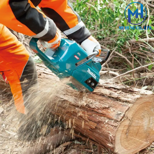 MÁY CƯA XÍCH DÙNG PIN MAKITA UC012GZ