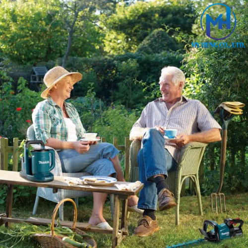 ẤM ĐUN NƯỚC SỬ DỤNG PIN (40VMAX) MAKITA KT001GZ