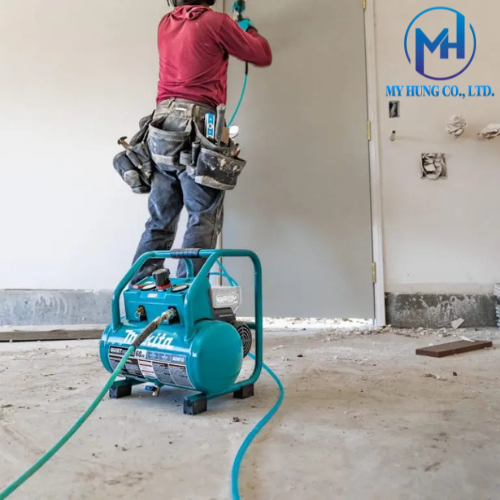 MÁY NÉN KHÍ DÙNG PIN(40VMAX) MAKITA AC001GZ