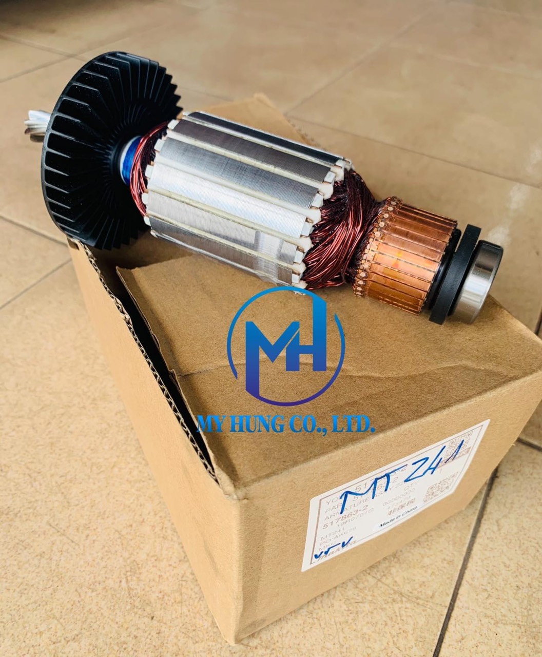 Rotor dùng cho máy cắt sắt 350mm M2400B mã 517863-2 chính hãng Makita.