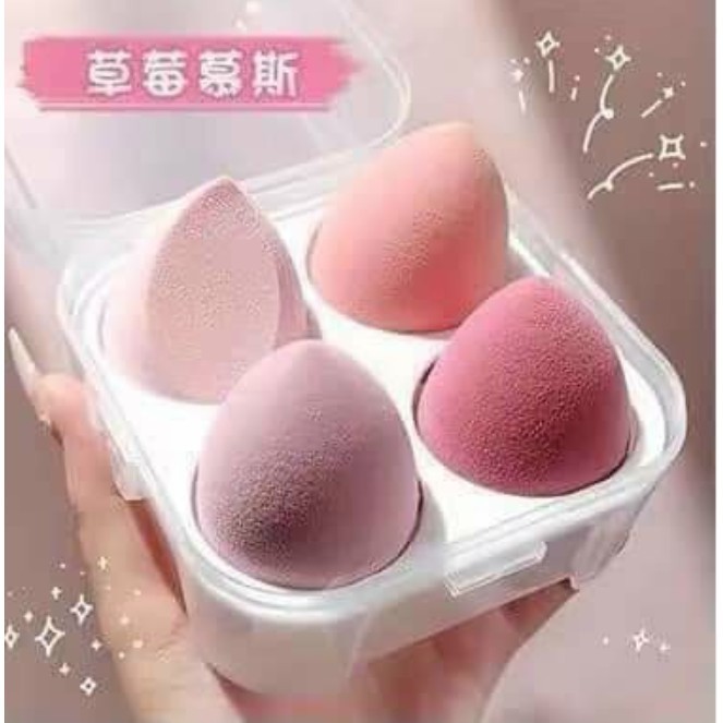Set 4 Bông Mút Trang Điểm Kèm Hộp Đựng Xinh Xắn