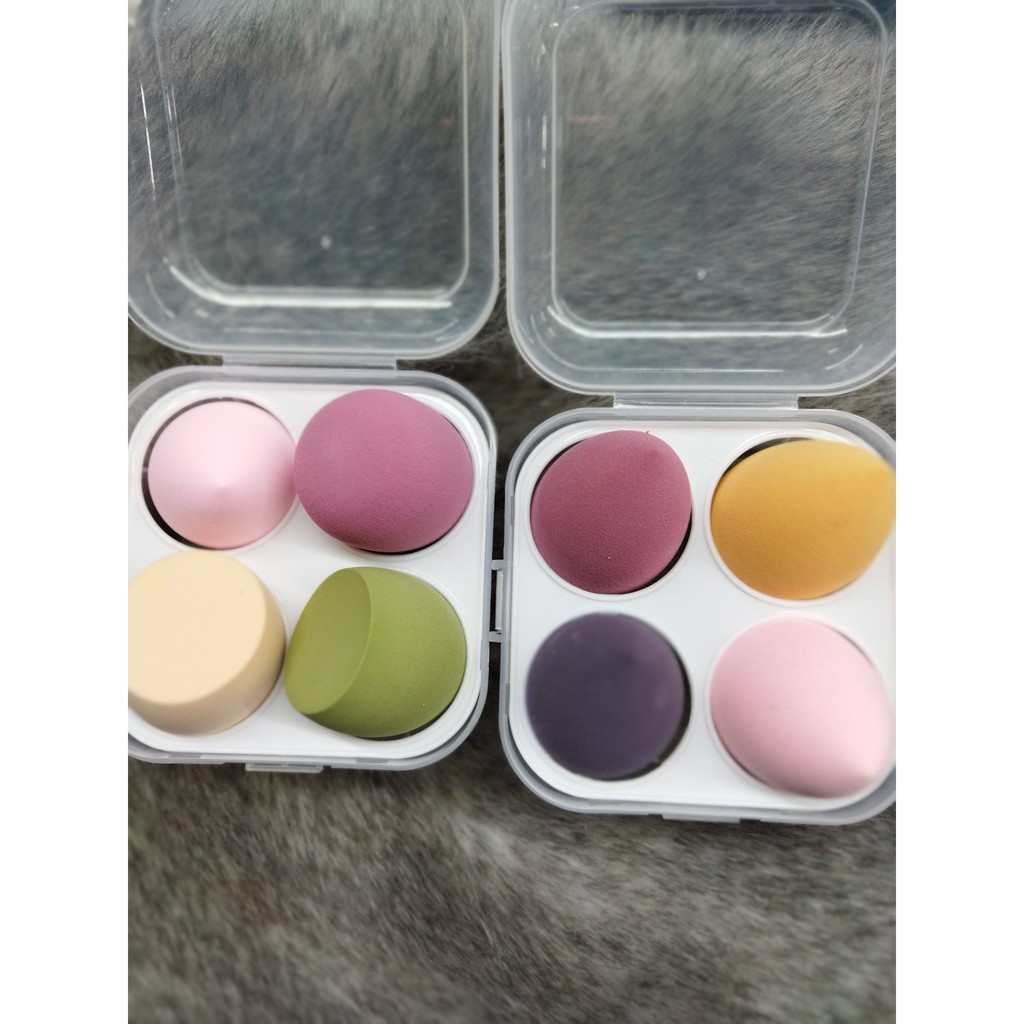 Set 4 Bông Mút Trang Điểm Kèm Hộp Đựng Xinh Xắn