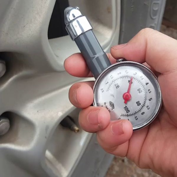 Áp suất lốp ô tô