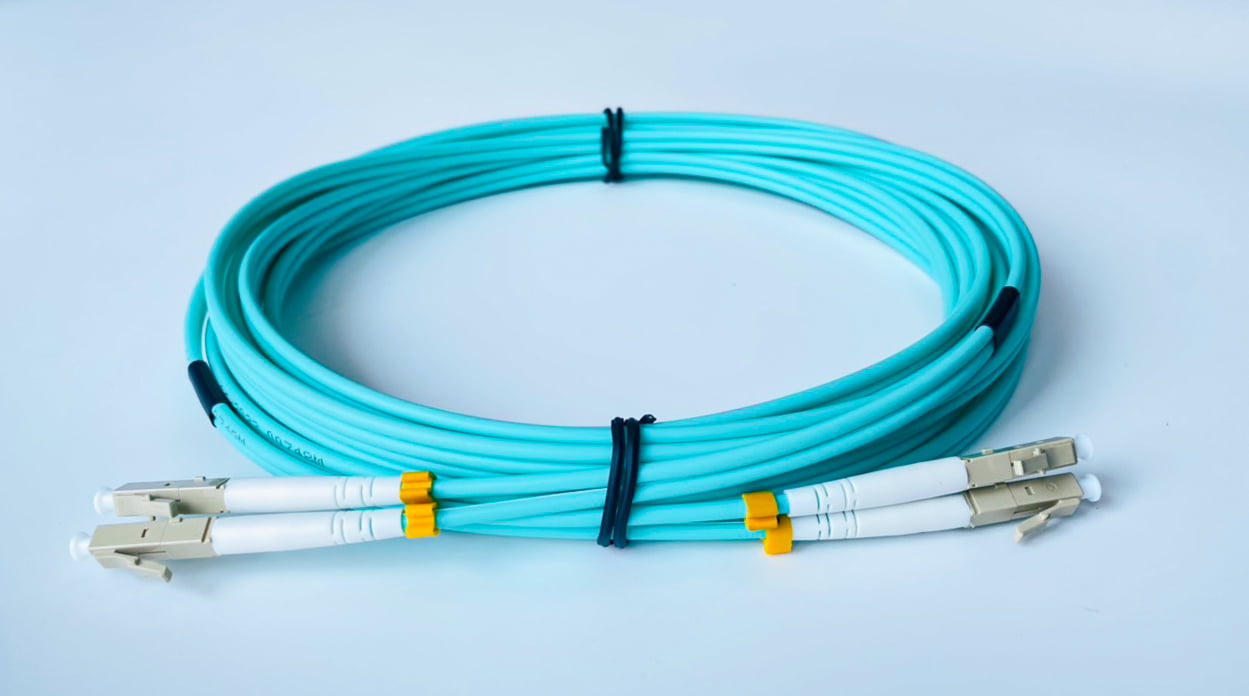 Dây nhảy quang Multimode OM4 Norden 332-24OM4L1L100 (2m, 3m, 5m)